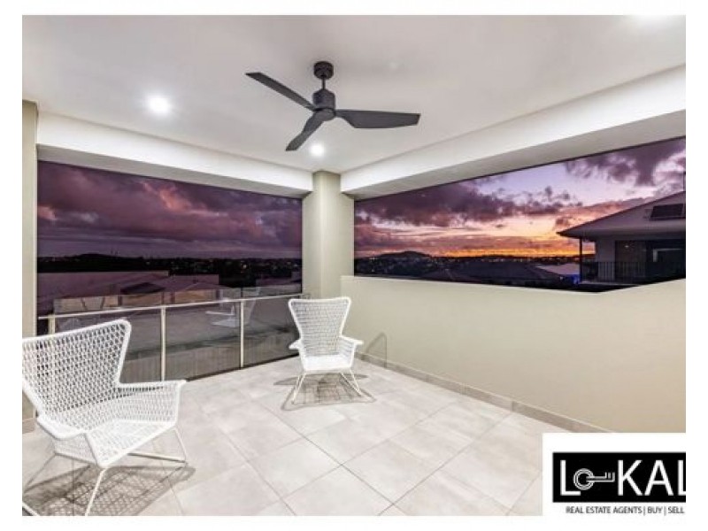 6 Southview Cres, Carindale QLD 4152