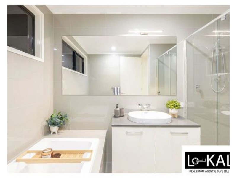6 Southview Cres, Carindale QLD 4152
