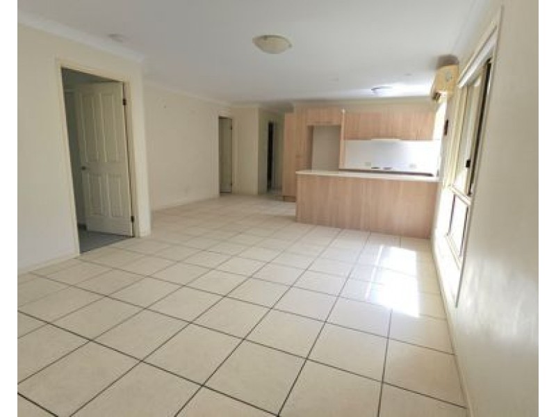 23 64 Groth Road, Boondall QLD 4034