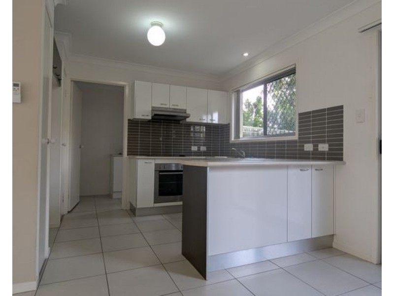 15 131 McAuley Parade, Pacific Pines QLD 4211