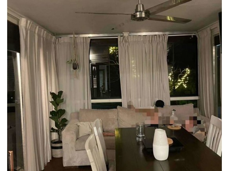 91 Ellen St., Oxley QLD 4075