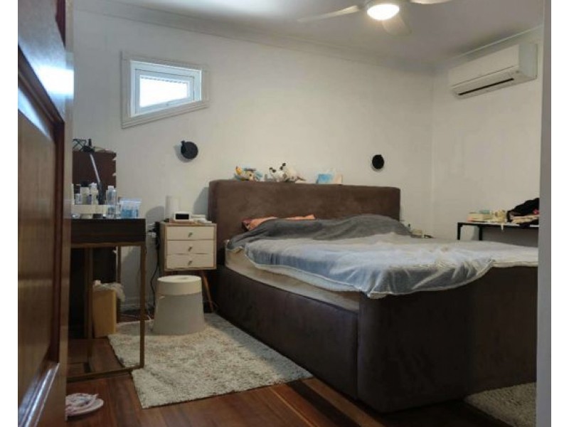 91 Ellen St., Oxley QLD 4075