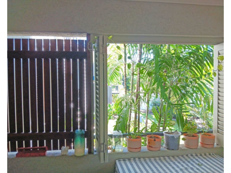 2004 40 Clifton Road, Clifton Beach QLD 4879
