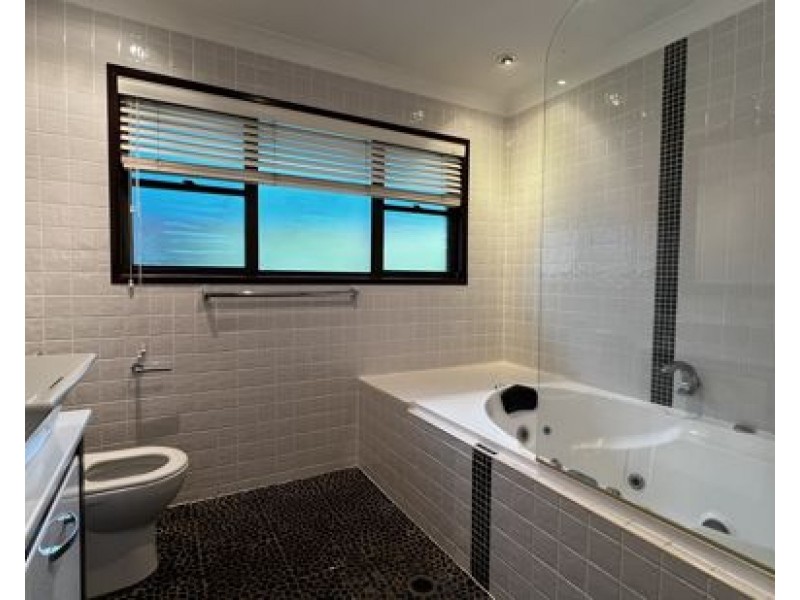 12 Honeybrook St, Runcorn QLD 4113