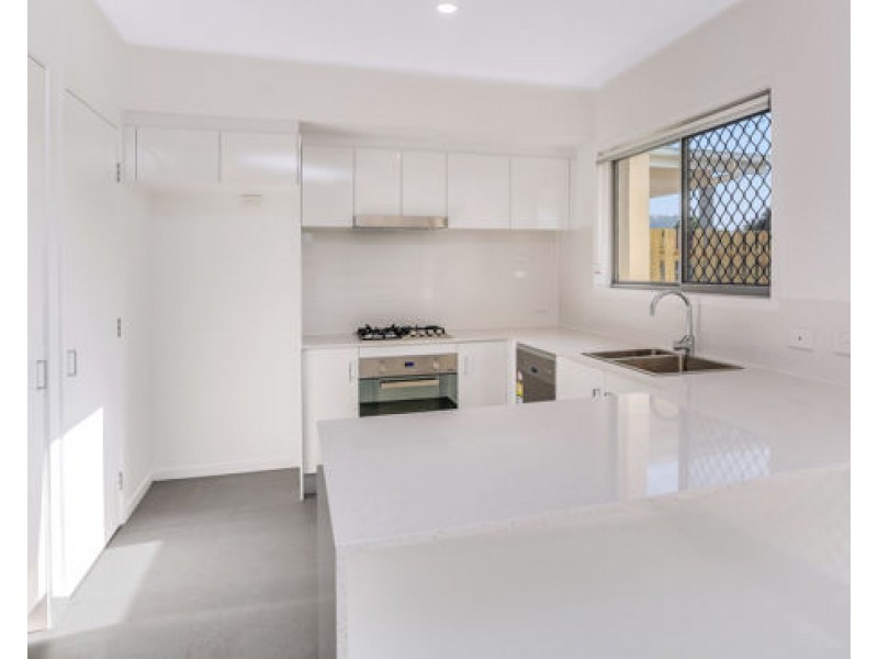 ID: 200053/11 Rolleston Street, Keperra QLD 4054