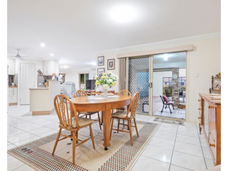 1 Otter Court, Rothwell QLD 4022