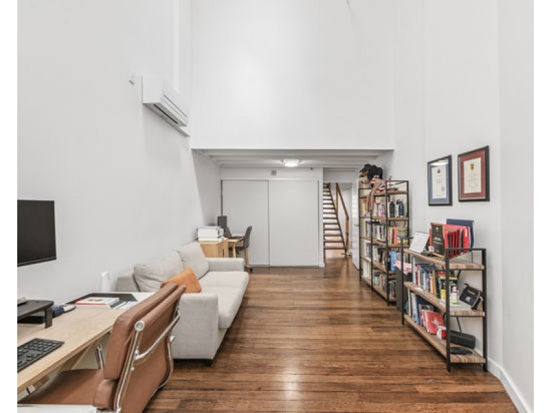 ID:21477337/64 Macquarie, Teneriffe QLD 4005