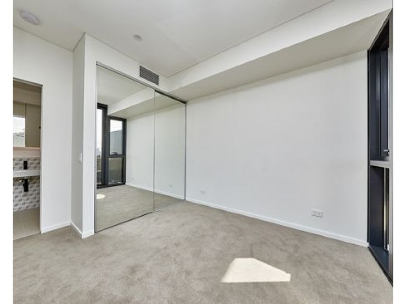 1804/62 Logan Road, Woolloongabba QLD 4102