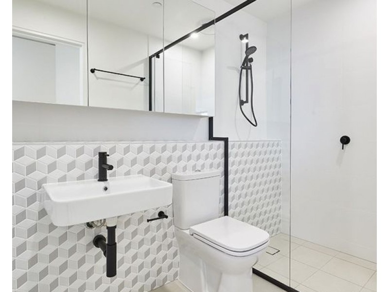 1804/62 Logan Road, Woolloongabba QLD 4102