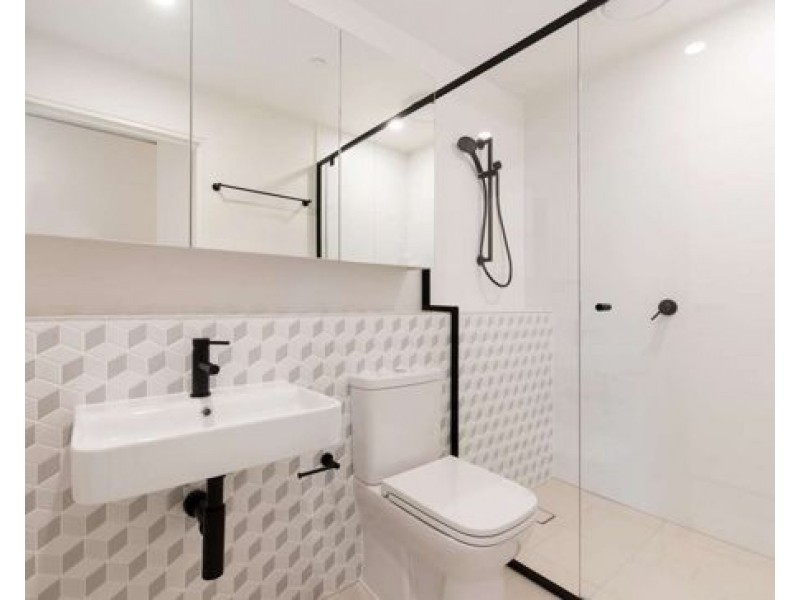 1804/62 Logan Road, Woolloongabba QLD 4102