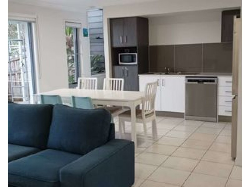 7/30 Bidmead Cct, Pimpama QLD 4209