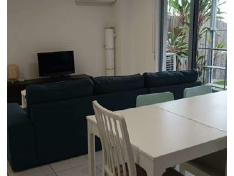 7/30 Bidmead Cct, Pimpama QLD 4209