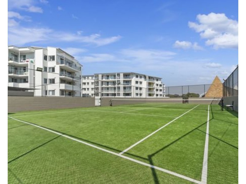 401/8 Cornelia Rd, Toongabbie NSW 2146