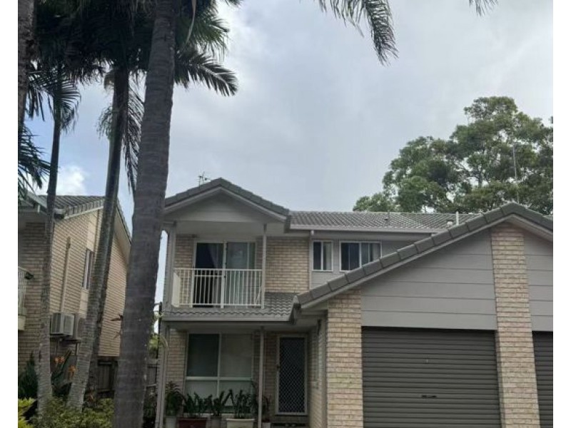 15/14 Liam Court Labrador, Labrador QLD 4215