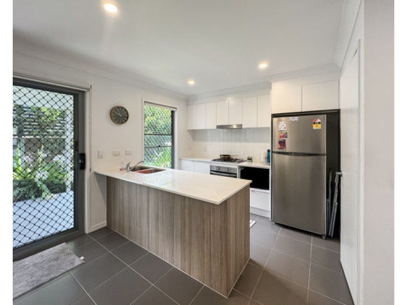 1/15 Mayfair Street, Doolandella QLD 4077