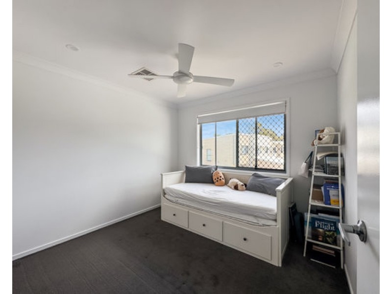 1/15 Mayfair Street, Doolandella QLD 4077