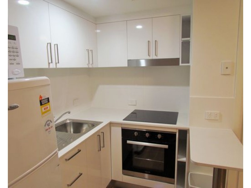 5A/41 WATSON ESPLANADE, Surfers Paradise QLD 4217