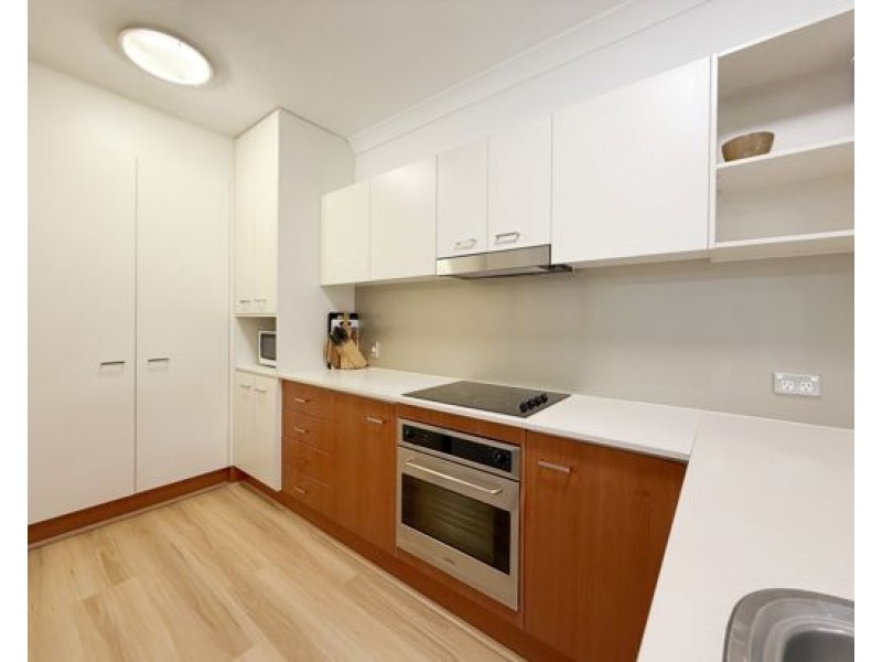 Unit 9/13-23 Bright Avenue, Labrador QLD 4215