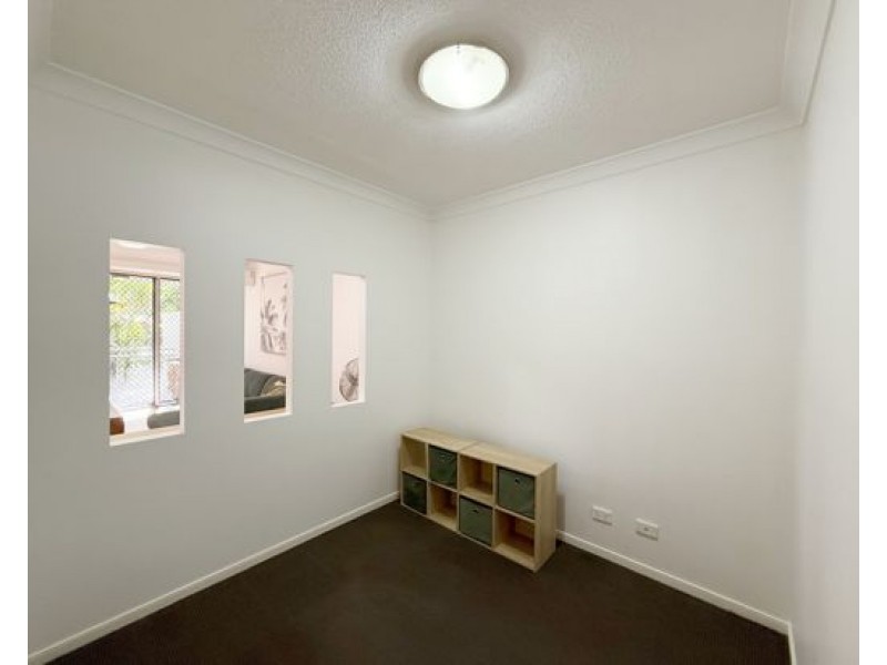 Unit 9/13-23 Bright Avenue, Labrador QLD 4215