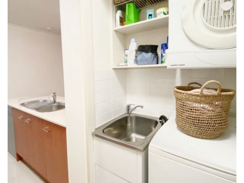 Unit 32/13-23 Bright Avenue, Labrador QLD 4215