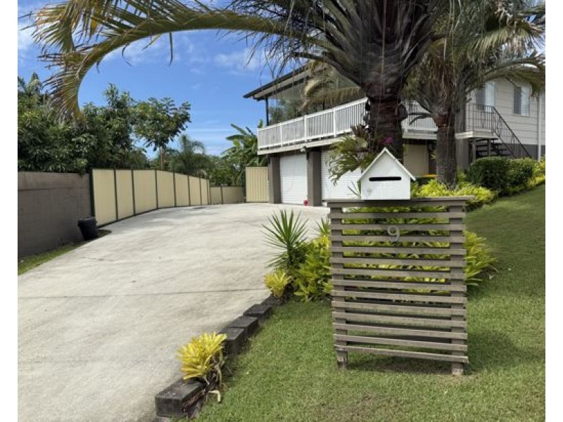 9 Lachlan Ave, Molendinar QLD 4214