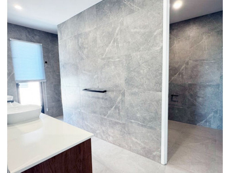 19 Pearl Beach Drive, Helensvale QLD 4212