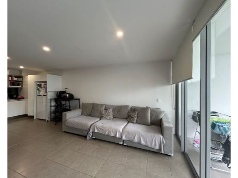 3315 1-7 Waterford Court, Bundall QLD 4217