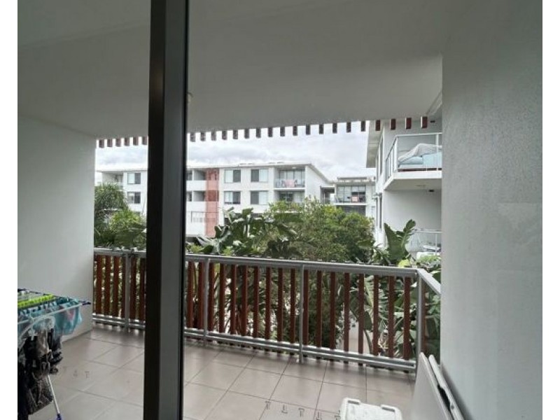 3315 1-7 Waterford Court, Bundall QLD 4217