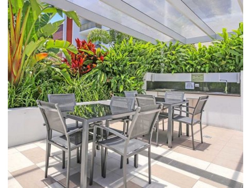 3315 1-7 Waterford Court, Bundall QLD 4217