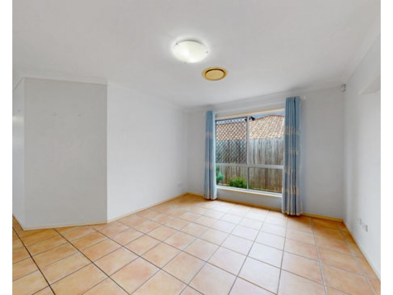 26 Pinedale Crescent, Parkinson QLD 4115