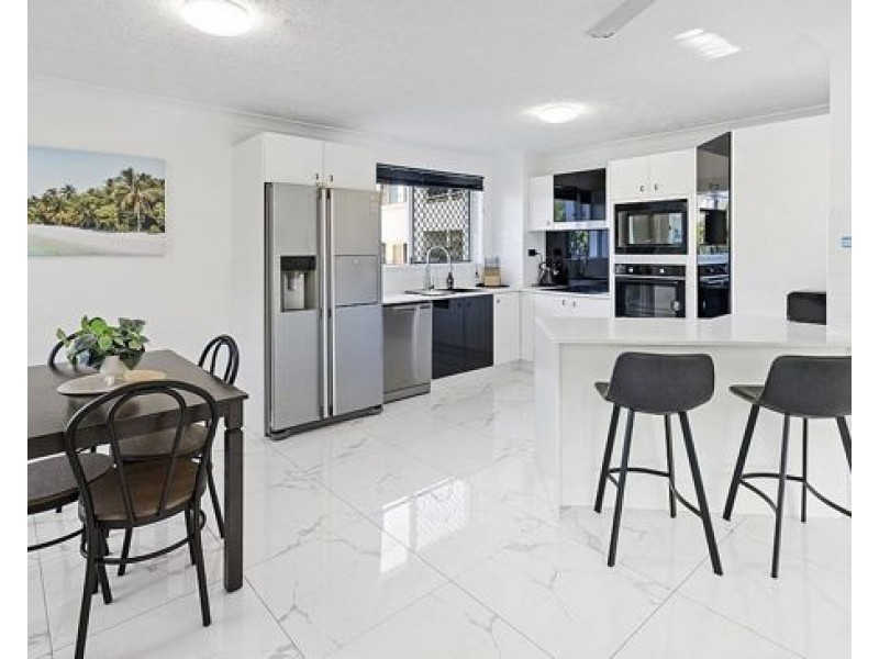 55-56 Paradise Island, Surfers Paradise QLD 4217