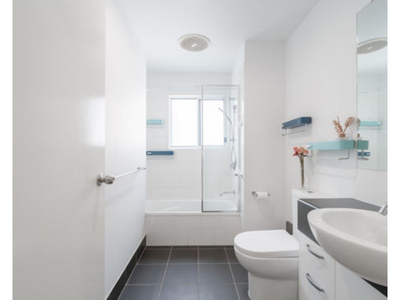 2/164 Norman Avenue, Norman Park QLD 4170
