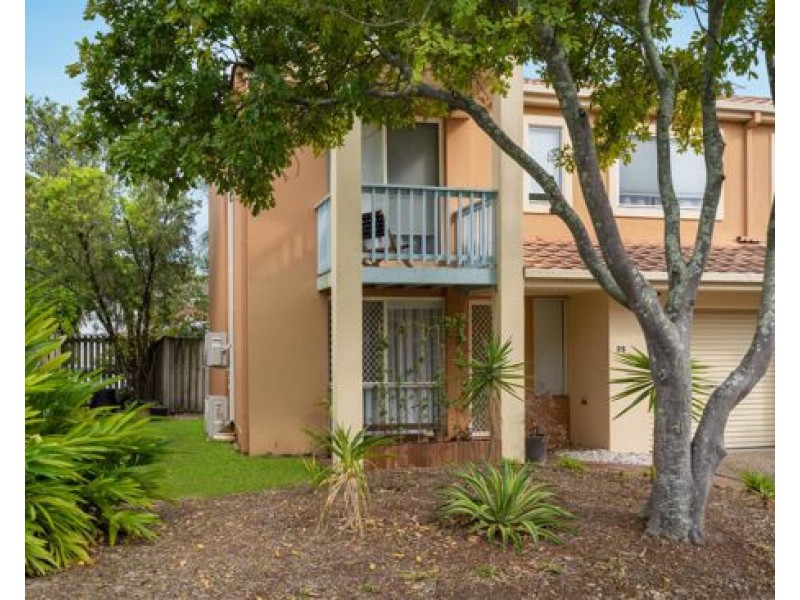 Unit 25/1 Warbler Parade, Varsity Lakes QLD 4227