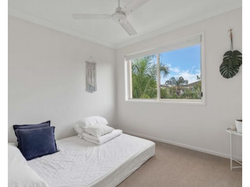 Unit 25/1 Warbler Parade, Varsity Lakes QLD 4227