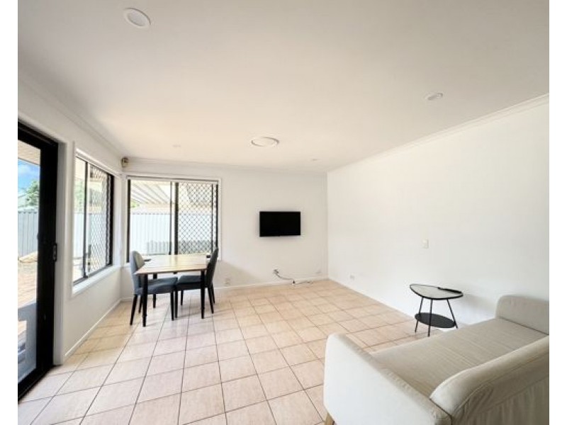 24 Contact agent, Eight Mile Plains QLD 4113