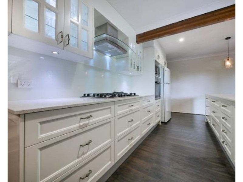 21 petringa crescent, Springwood QLD 4127