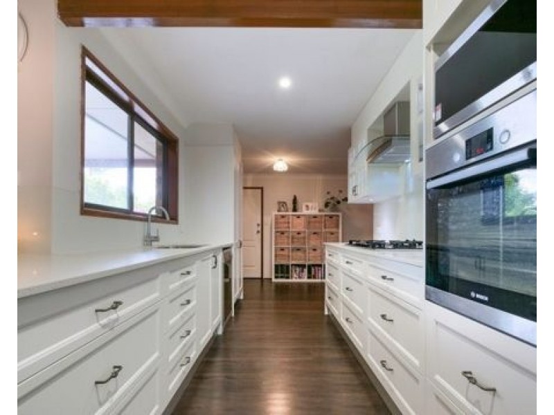 21 petringa crescent, Springwood QLD 4127