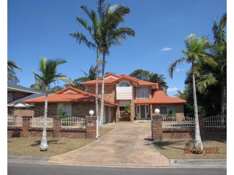 5 Craig, Wishart QLD 4122