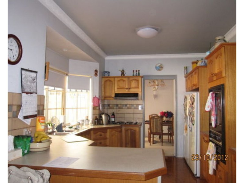 5 Craig, Wishart QLD 4122