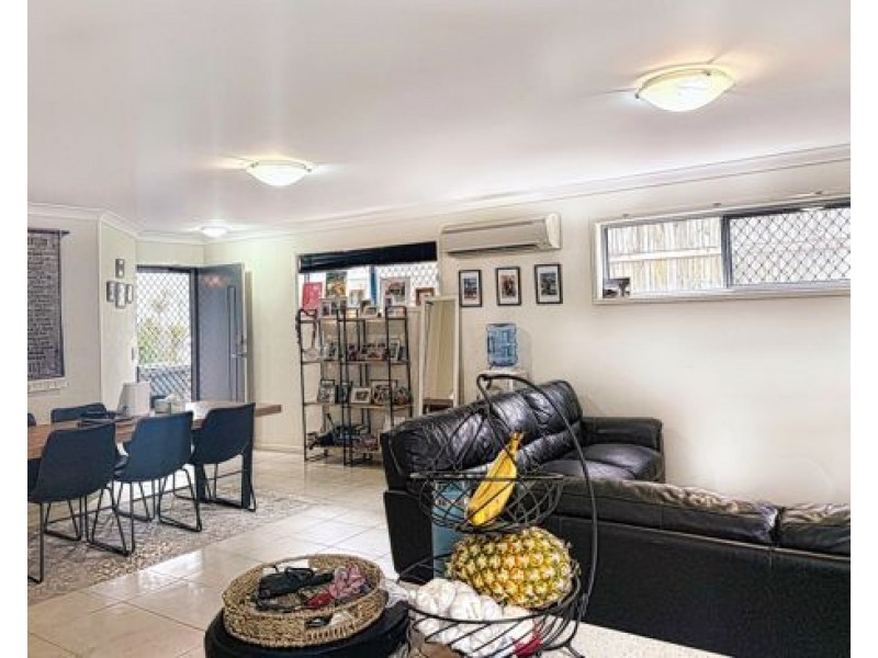 U61 / 2 Diamantina St, Calamvale QLD 4116