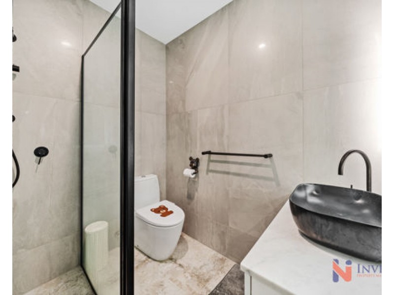 2 Endsleigh Street, Macgregor QLD 4109