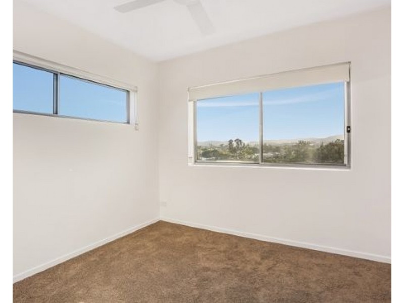 L20002035/ 11 Rolleston Street, Keperra QLD 4054