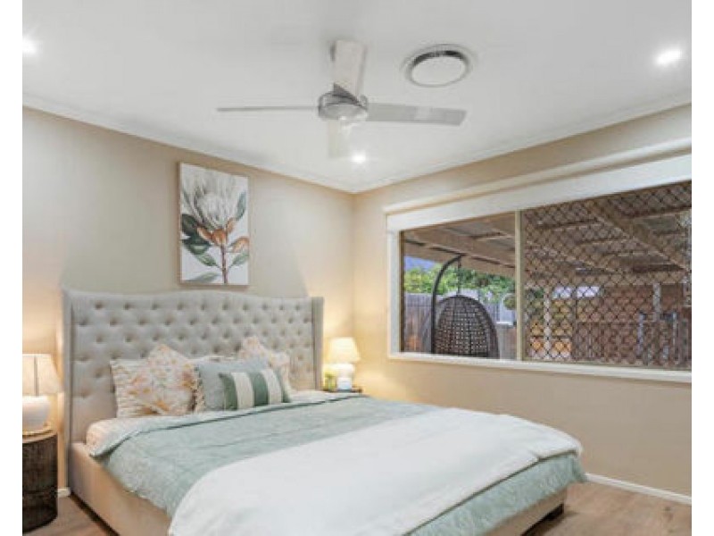 7 Oakview Street, Parkinson QLD 4115