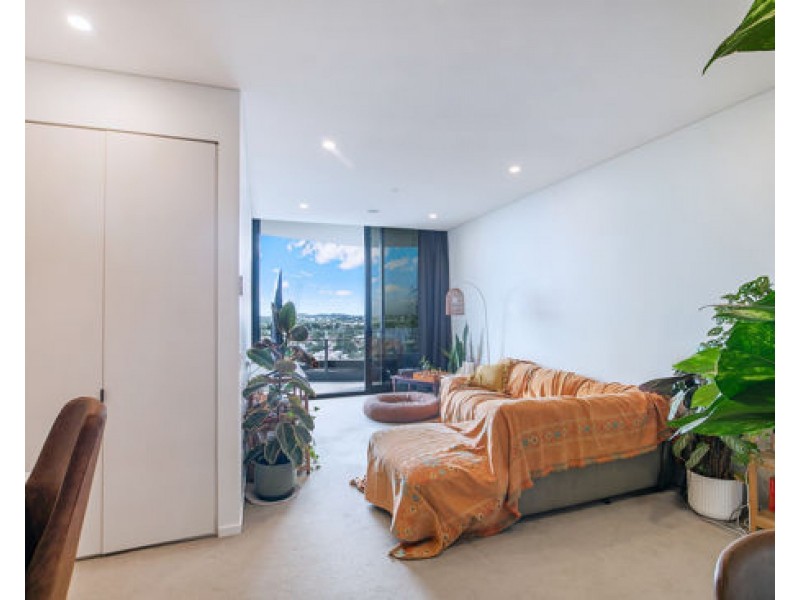 1808/62 Logan Road, Woolloongabba QLD 4102