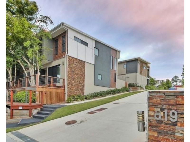8/819 Creek Rd, Carindale QLD 4152