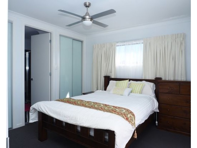 8/819 Creek Rd, Carindale QLD 4152