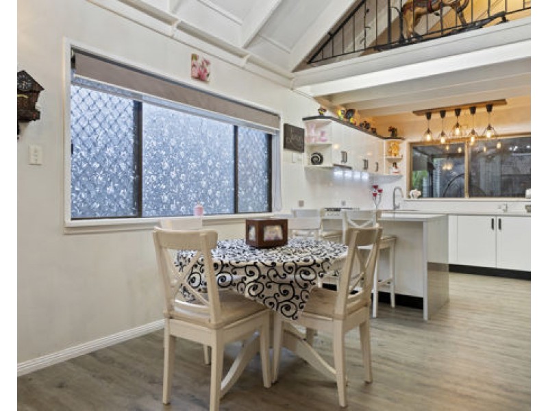 21 Holder Street, Wishart QLD 4122