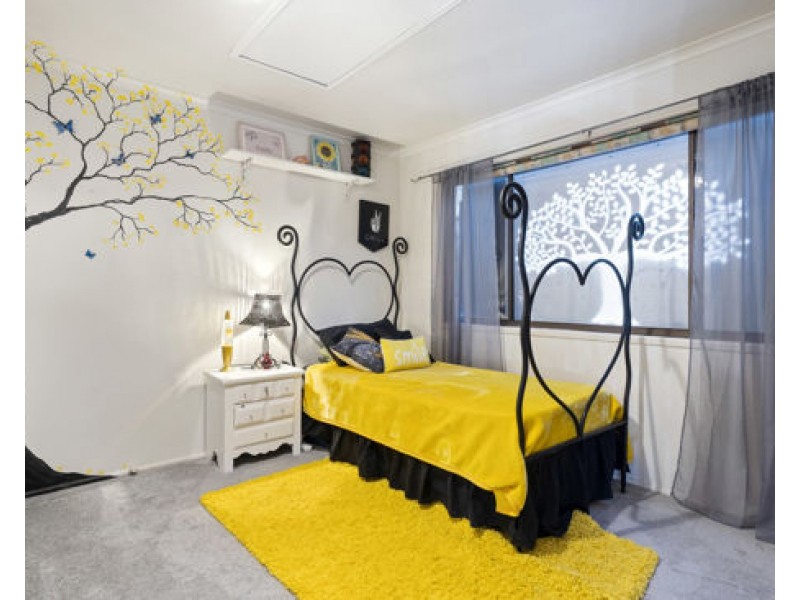 21 Holder Street, Wishart QLD 4122