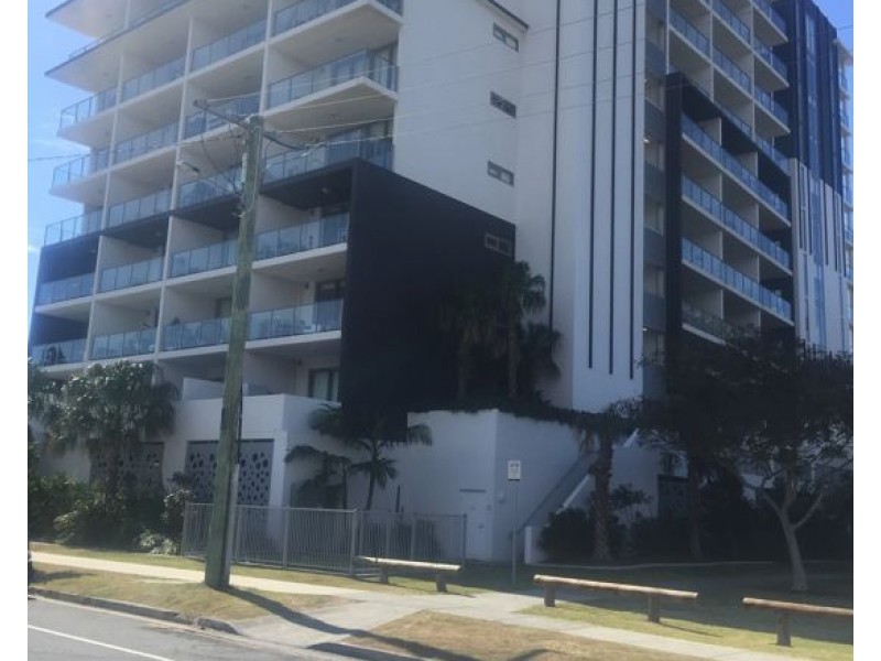 804/17 BATH STREET, Labrador QLD 4215