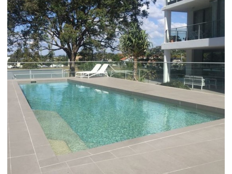 804/17 BATH STREET, Labrador QLD 4215